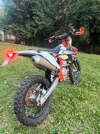 KTM EXC 250 4T SIX DAYS 2019