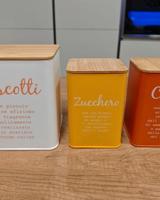 Tris barattoli di latta biscotti/zucchero/caffè