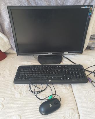 Monitor, tastiera, mouse 