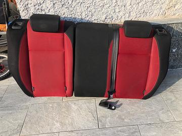 Sedili Alfa Giulietta Veloce