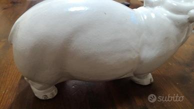 Grazioso ippopotamo in ceramica