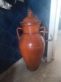 giara antica con coperchio 