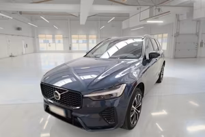 VOLVO XC60 T6 PLUG-IN AWD AUTO ULTIMATE DARK SUV