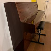 Pianoforte verticale Furstein modello TP105