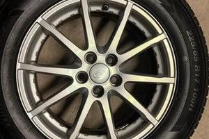 4 cerchi con 4 gomme Nuove 225 65 r 17