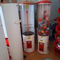 distributori gadgets Trielloni e Triellini 