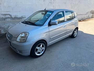 Kia Picanto 1100 Disel