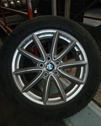 Cerchi in lega originali BMW con pneumatici