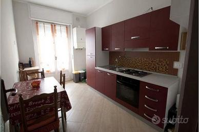 Camera Singola x studentessa v.le Mellusi