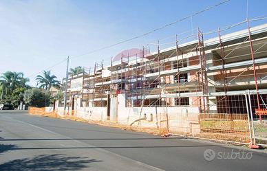 Locale Commerciale - Aci Sant'Antonio