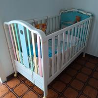 Lettino con sponde e cassetto