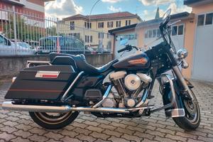 Harley-Davidson electra glide