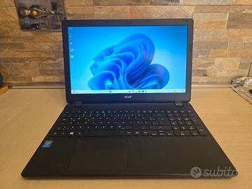 Acer Aspire ES1-571 ,Intel i3, 8gb ram, SSD, Win11