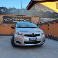 Toyota Yaris 1.3 - 5 porte