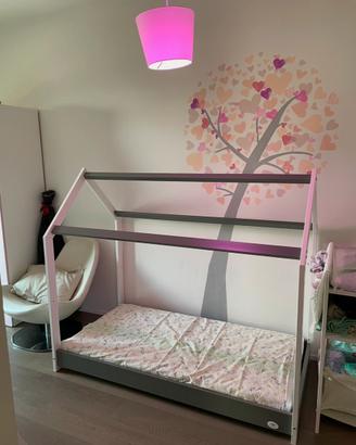 Letto banbini modello Montessori marca Cuoricini