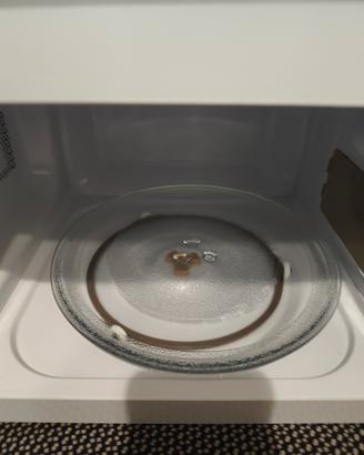microonde per pezzi di ricambio 