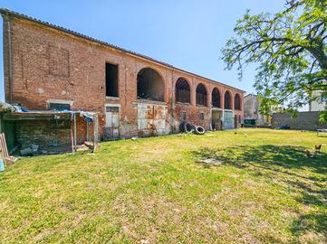 RUSTICO A ALESSANDRIA