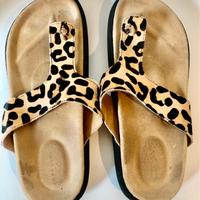 Sandali infradito animalier