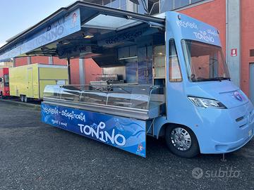 Autonegozio usato pescheria friggitoria