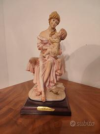 Statuina Maternità "Valentino" su base in legno