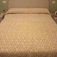 Copriletto matrimoniale all' uncinetto 