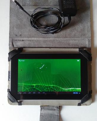 Tablet completo di custodia funzionante 