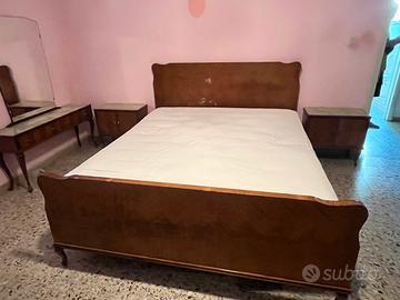 Letto stile rustico