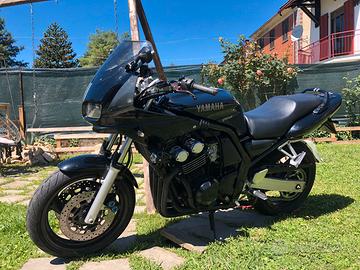 Yamaha fz 600