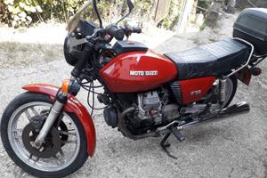 Moto d'epoca Guzzi V35 del 1979