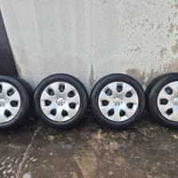 Treno gomme 205 55 16 4 stagioni