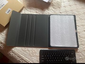Custodia con tastiera Ipad Air 13 NUOVA