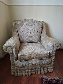 Divano Poltrona in stile classico – 3 pezzi