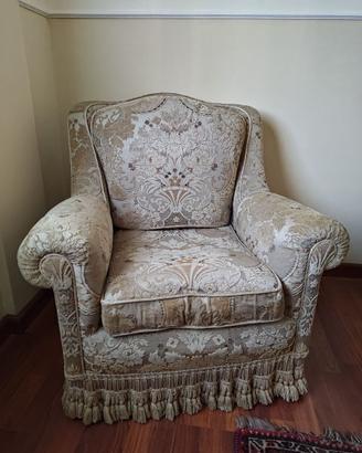 Divani Poltrona salotto stile classico – 3 pezzi