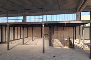 Soppalco metallico con pavimento in legno