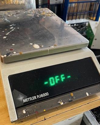 BILANCIA DA LABORATORIO