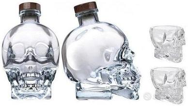 Crystal Head Vodka 70cl  +  2 bicchierini