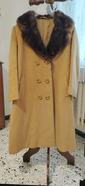Cappotto vintage sartoriale collo pelliccia