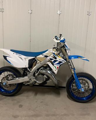 Tm 125