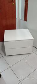 2 comodini in legno bianco 