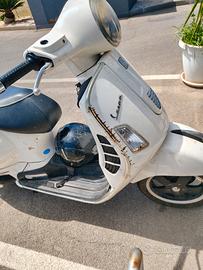 vespa GTS 300