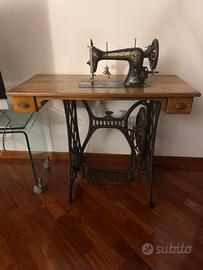 Macchina da cucire FRISTER & ROSSMANN(Berlin 1864)