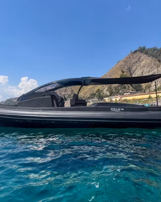 Gommone noah 36 anno 25 solo 90 ore come nuovo