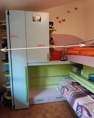 Camera da letto per bambini / Cameretta