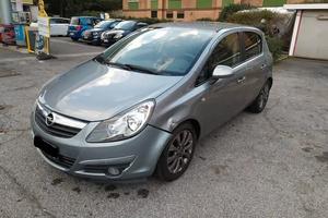 Opel Corsa 1.2 5 porte Cosmo