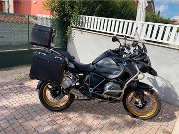 BMW R1200 GS ADVENTURE triple black