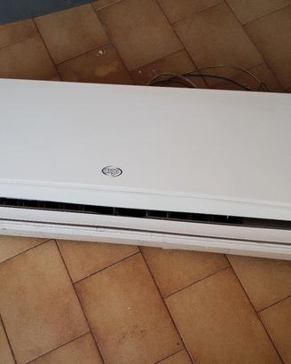 Climatizzatore Argo 12000 usato