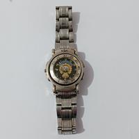 Orologio vintage con doppio quadrante e bussola 