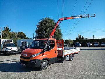 Iveco Daily 35-140 Euro 6 gru e cassone fisso