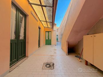 Casa campidanese da ristrutturare