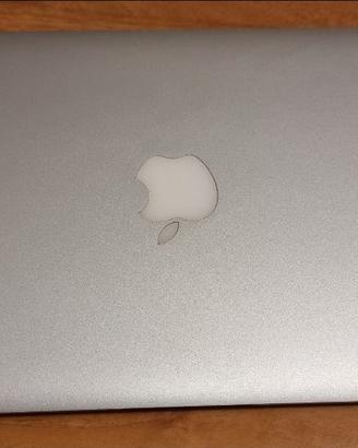 Apple MacBook Air 11" (Mid 2013)